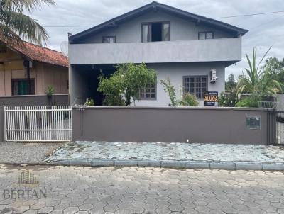 Casa para Loca&ccedil;&atilde;o na cidade de S&atilde;o Francisco do Sul no bairro Ubatuba
